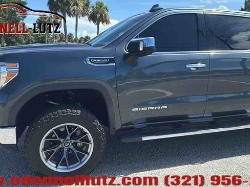 Used 2019 GMC Sierra 1500 SLT w/ SLT Premium Plus Package AWD/4WD image 4