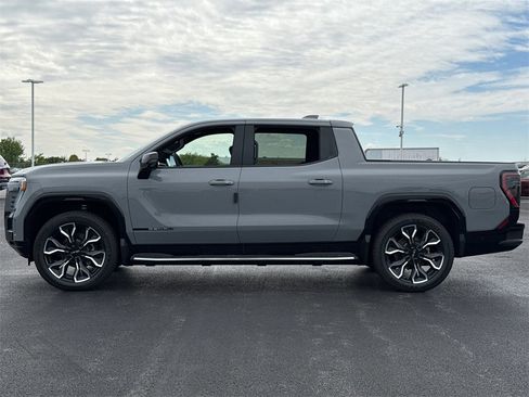 New 2025 GMC Sierra EV Denali image 5