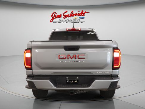 Used 2023 GMC Canyon Denali AWD/4WD image 5