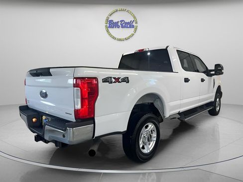 Used 2017 Ford F250 XLT w/ XLT Value Package AWD/4WD image 6
