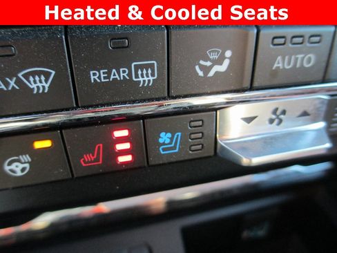 Used 2023 Ford F350 King Ranch w/ Chrome Package image 17