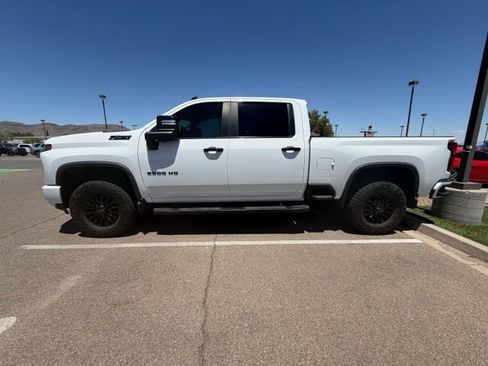 Used 2024 Chevrolet Silverado 2500 LT w/ Z71 Sport Edition AWD/4WD image 2