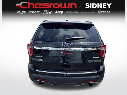 Used 2018 Ford Explorer Limited w/ Equipment Group 301A FWD image 4