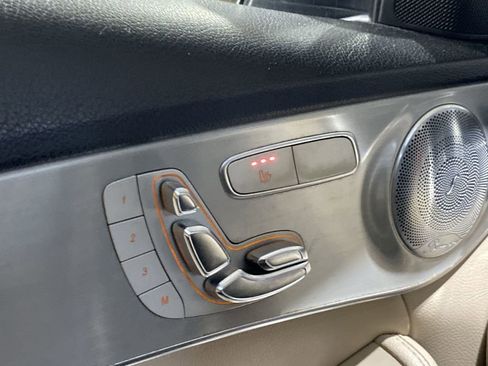 Used 2018 Mercedes-Benz C 300 4MATIC Sedan image 10