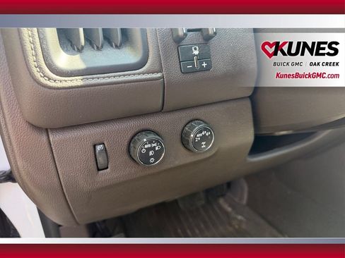 Used 2022 GMC Canyon Denali AWD/4WD image 19