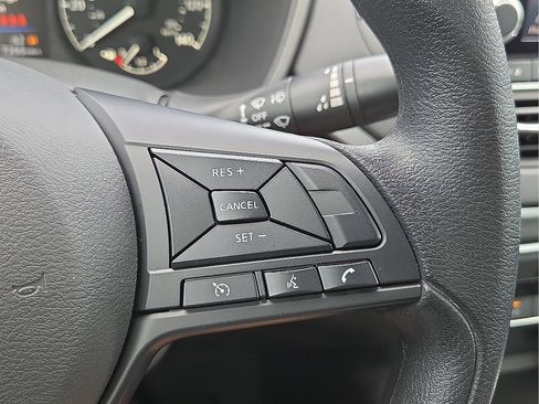 Used 2025 Nissan Altima 2.5 S FWD image 17