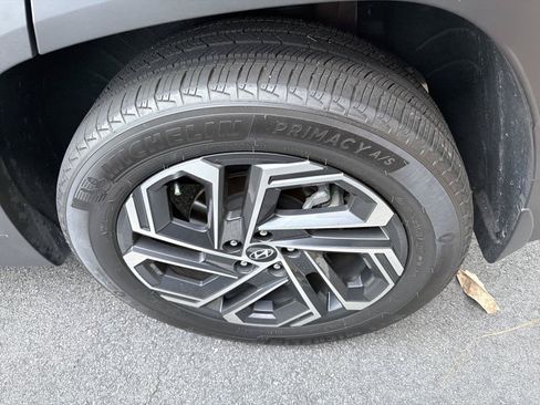 Used 2025 Hyundai Tucson Limited AWD/4WD image 7