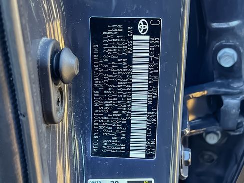 Used 2024 Toyota Corolla LE image 41