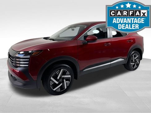 Used 2025 Nissan Kicks SV FWD image 1