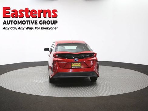 Used 2018 Toyota Prius Prime Advanced FWD image 37