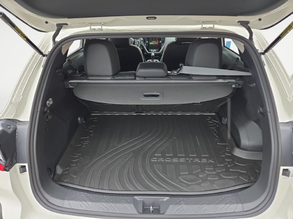 New 2026 Subaru Crosstrek 2.5i Limited w/ Crosstrek Mirror Package AWD/4WD image 16