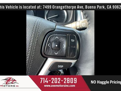 Used 2015 Toyota Highlander Plus FWD image 29