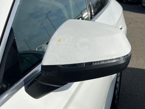 Used 2023 Audi Q5 2.0T Premium image 9