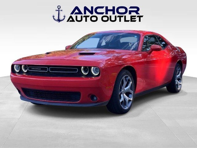 Used 2016 Dodge Challenger SXT Plus RWD image 4