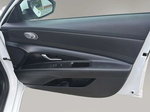 Used 2021 Hyundai Elantra SEL w/ Convenience Package FWD image 38