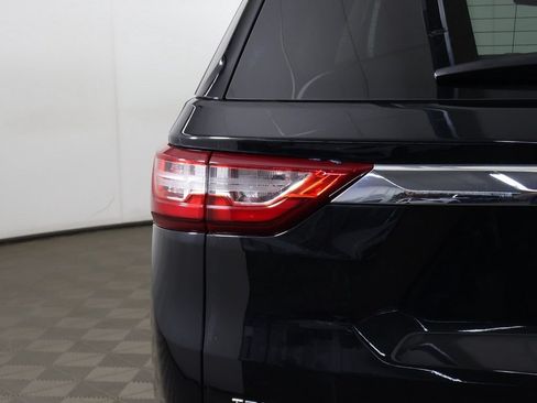 Used 2021 Chevrolet Traverse LS AWD/4WD image 15