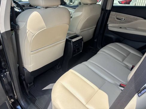 Used 2024 Nissan Murano SL FWD image 16