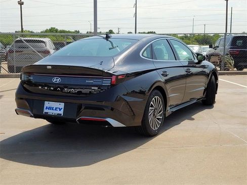 New 2025 Hyundai Sonata SEL image 7