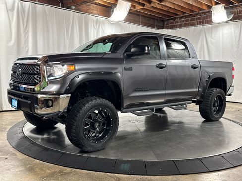 Used 2021 Toyota Tundra SR5 w/ SR5 Upgrade Package AWD/4WD image 1