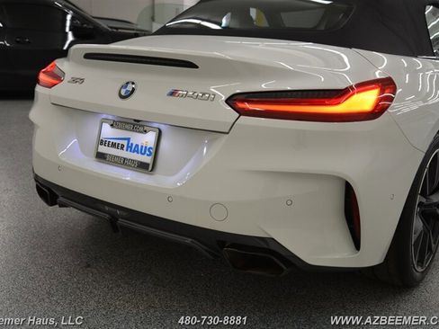 Used 2024 BMW Z4 M40i w/ Premium Package image 36