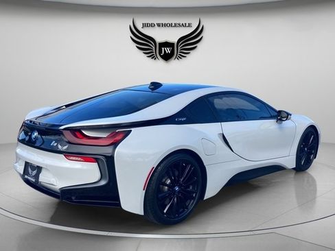 Used 2019 BMW i8 Coupe image 5