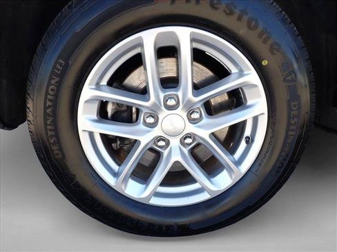 Used 2024 Jeep Grand Cherokee L Laredo AWD/4WD image 7