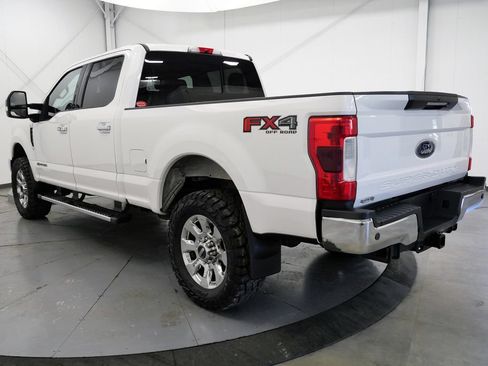 Used 2019 Ford F250 Lariat w/ Lariat Ultimate Package AWD/4WD image 5