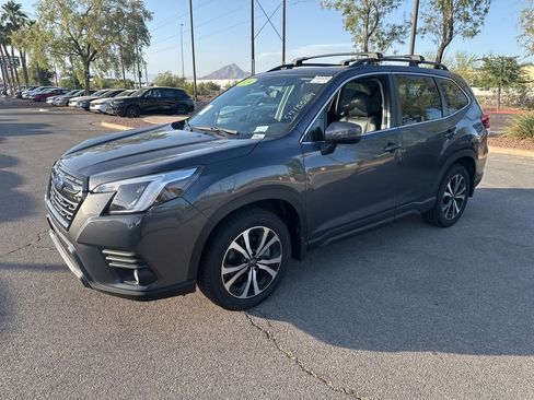 Used 2024 Subaru Forester Limited AWD/4WD image 43