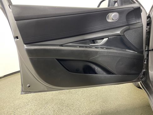 Used 2022 Hyundai Elantra SEL w/ Cargo Package FWD image 19
