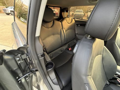 Used 2010 MINI Cooper Clubman S image 26