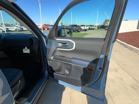 Used 2025 Ford Bronco Sport Heritage w/ Convenience Package image 29