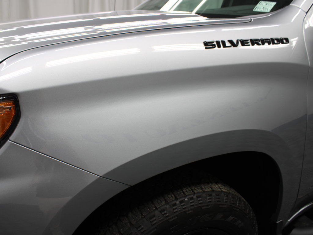 Used 2026 Chevrolet Silverado 1500 RST w/ Rally Edition AWD/4WD image 44