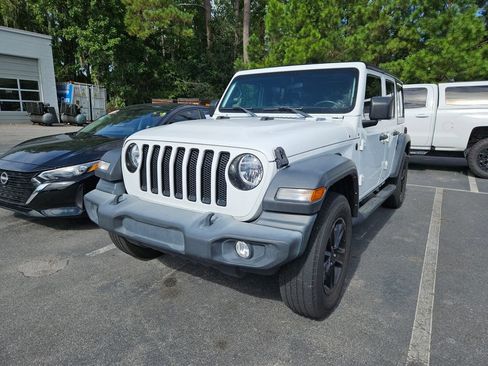 Used 2022 Jeep Wrangler Unlimited Sport AWD/4WD image 2