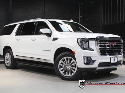 Used 2022 GMC Yukon XL SLT w/ SLT Premium Package