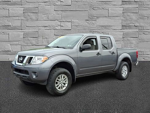 Used 2019 Nissan Frontier SV AWD/4WD image 5