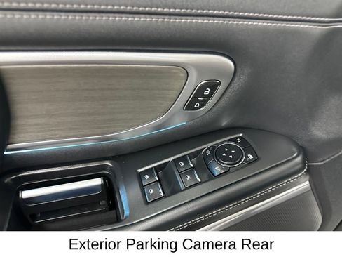 Used 2025 Ford Expedition Max Platinum AWD/4WD image 39