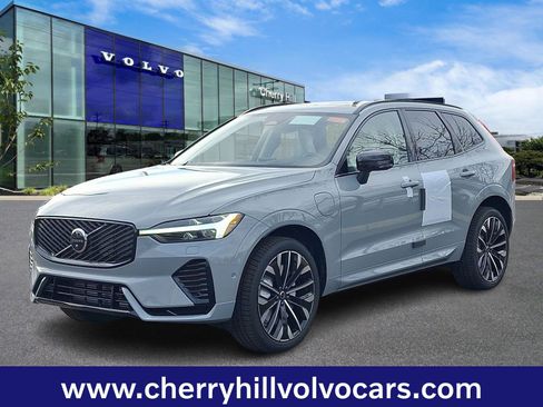 New 2026 Volvo XC60 T8 Ultra w/ Protection Package Premier image 2