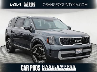 Certified 2024 Kia Telluride EX w/ EX Captain's Chair Package