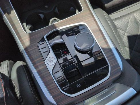 Used 2026 BMW X5 sDrive40i RWD image 12