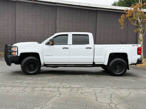 Used 2019 Chevrolet Silverado 3500 W/T w/ WT Convenience Package AWD/4WD image 5