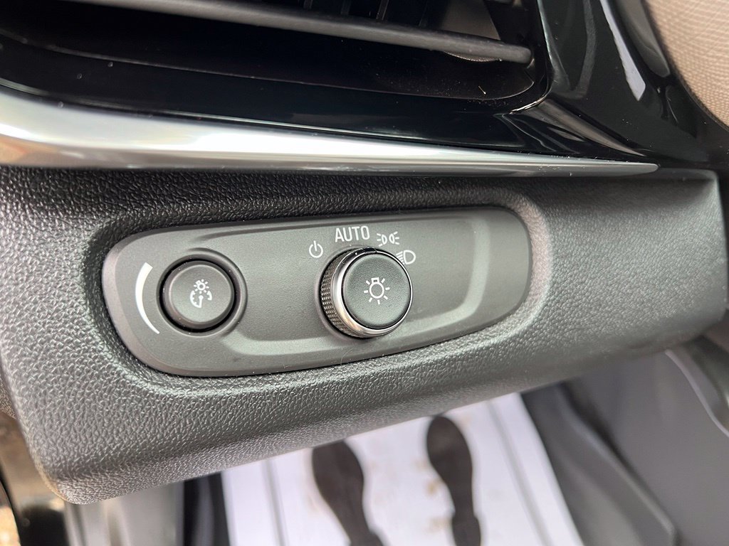 Used 2024 Buick Envista Avenir FWD image 33