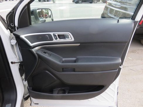 Used 2015 Ford Explorer Sport w/ Equipment Group 401A AWD/4WD image 30