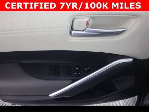 Used 2024 Toyota Corolla Cross XLE image 18