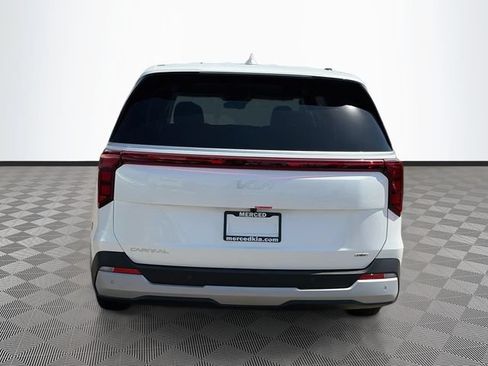 New 2026 Kia Carnival LXS FWD image 5