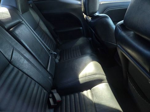 Used 2009 Dodge Challenger R/T image 5