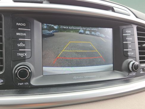 Used 2019 Kia Sorento AWD V6 w/ Option Group 020 image 25