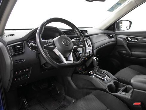 Used 2020 Nissan Rogue SV w/ Premium Package AWD/4WD image 25