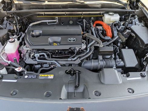 Used 2024 Toyota Crown AWD/4WD image 30