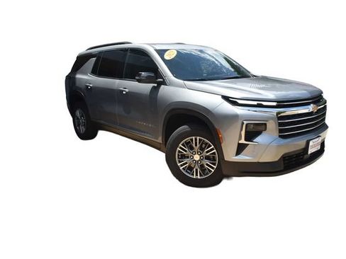 Used 2025 Chevrolet Traverse LT w/ LPO, Floor Liner Package FWD image 2