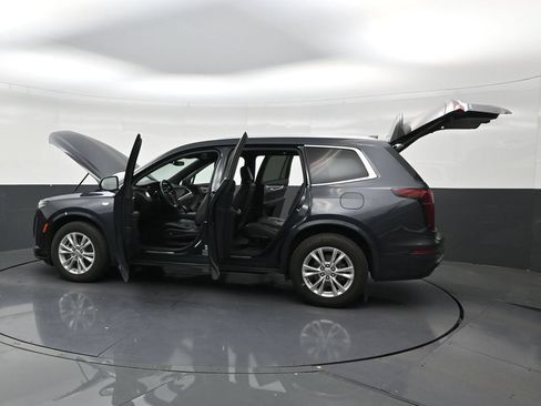 Used 2023 Cadillac XT6 Luxury FWD image 22
